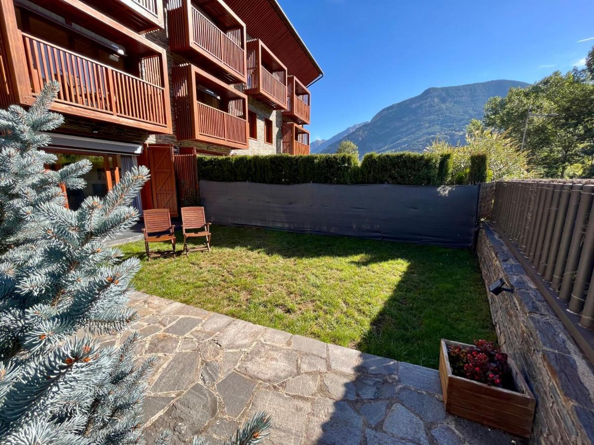 Apartamento B49 - Bajo Con Jardin Peguera - Villmor Benasque Exterior foto